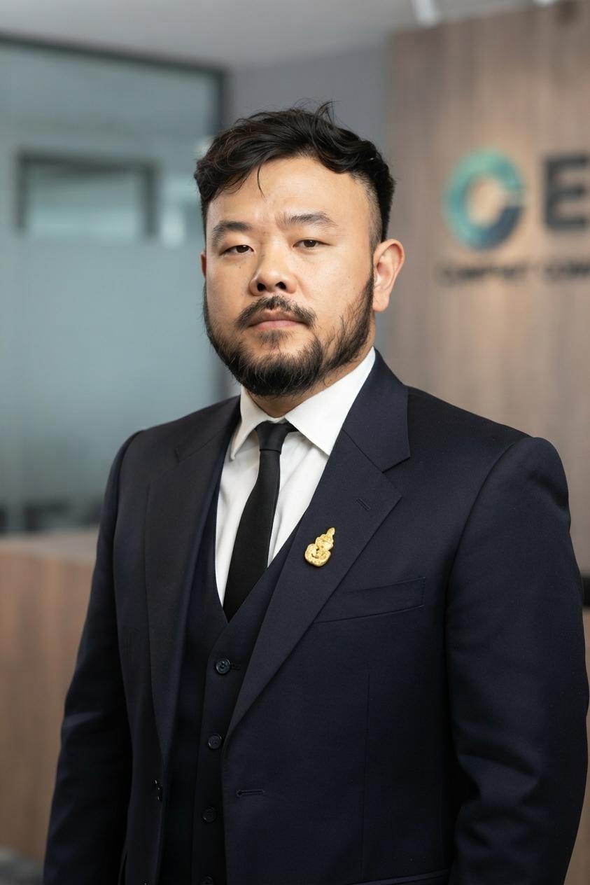 Suriwong Wongratanamajcha, Director of Operations